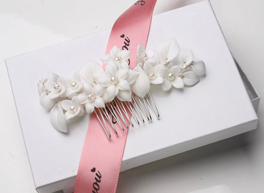 White porcelain pearl flower bridal wedding hair comb/ Bridal hair accessories, Delicate floral hairpiece comb, Wedding hairpiece, Bridal si